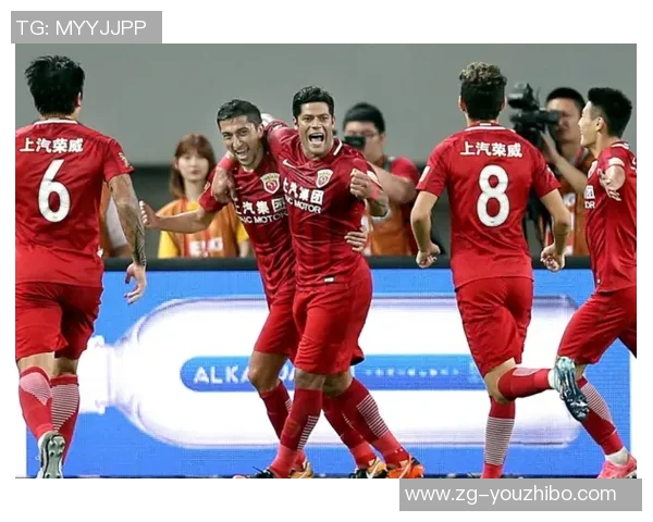 中超激战上港迎战泰达首发阵容揭晓精彩对决即将上演 中超激战上港迎战泰达首发阵容揭晓精彩对决即将上演